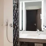 Mercure Centre Grand Hotel 4*