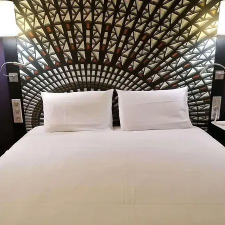 Hotell Mercure Centre Grand 4*