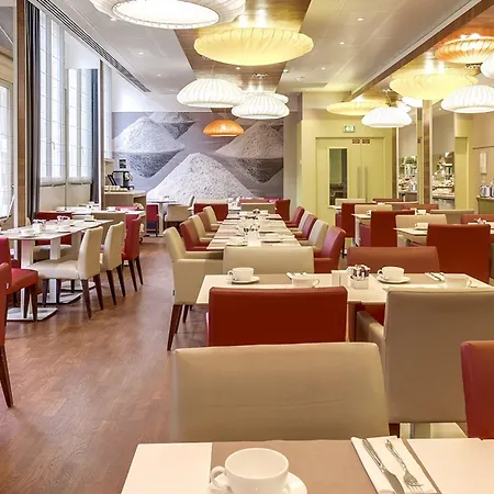 Mercure Centre Grand Hotel 4*