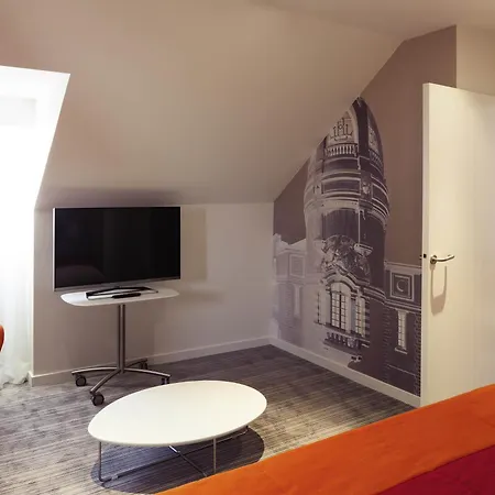 Mercure Centre Grand 4*