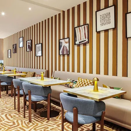 Mercure Centre Grand 4*