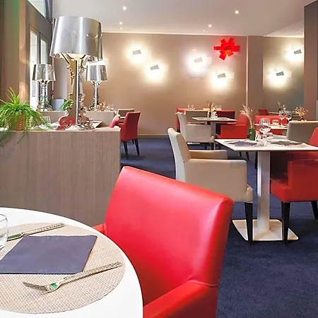 Mercure Centre Grand מלון