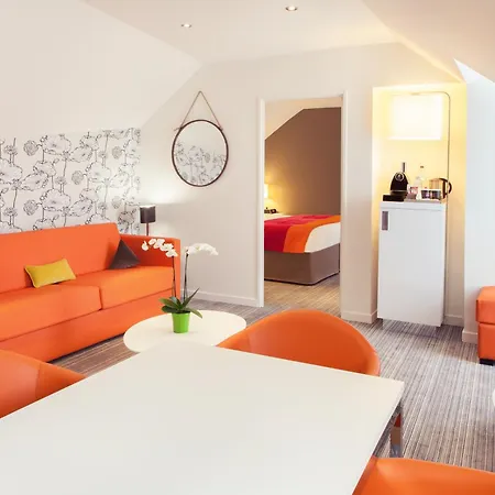 Mercure Centre Grand 4* נאנט