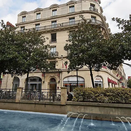 Mercure Centre Grand 4* נאנט