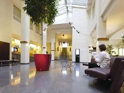 Mercure Centre Grand Hotel 4*